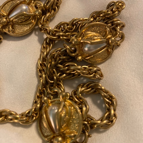 CAbi The Buzz Necklace - Picture 4 of 4